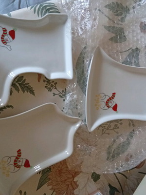 Small Christmas platters new