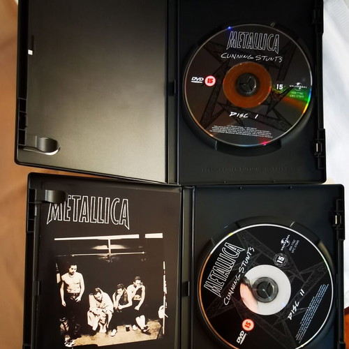 Metallica DVD Cunning Stunts like new, metal