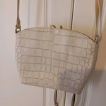 Beige shoulder bag like new