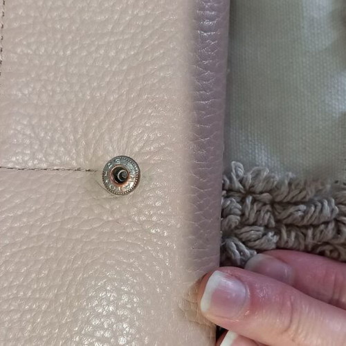 Ted Baker wallet used, beige with wear and non-working clasp