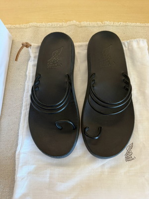 Ancient Greek Sandals black size 40 like new