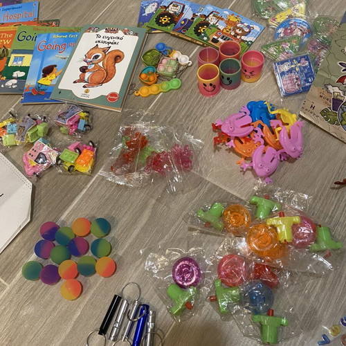 Surprise bags with new children's toys, pack of 10