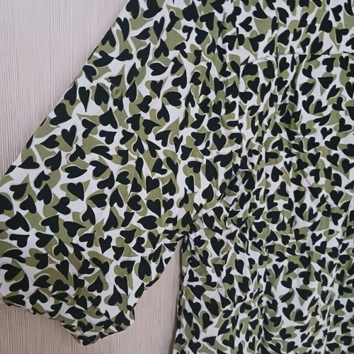 Yookie blouse with 3/4 sleeve, size M-L, black and green