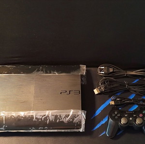 Sony Play Station 3 (ps3) super slim