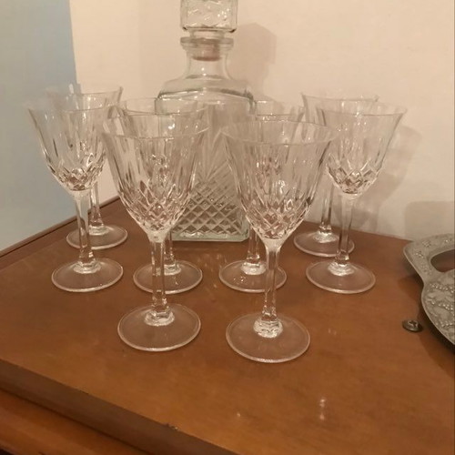 Crystal wine glass set with decanter, like new