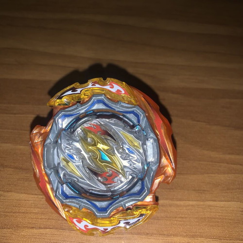 Beyblade Burst Roktavor Takara Tomy like new