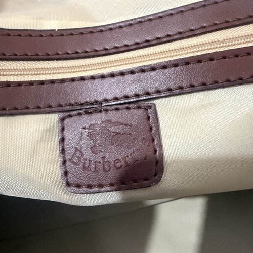 Burberry bag like new