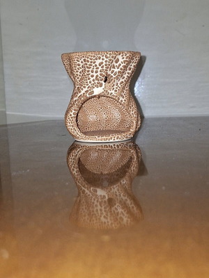 Beige-brown burner new with exquisite color