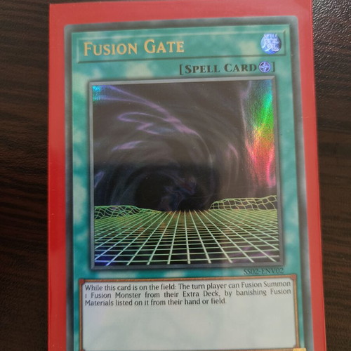 Yu-Gi-Oh Fusion Gate ultra rare card like new