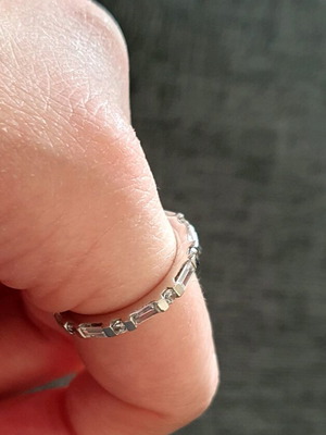 Silver ring like new, size 60-70