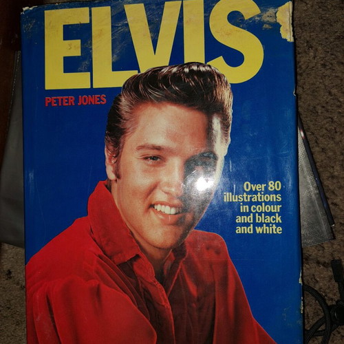 Elvis collectible book new
