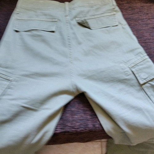 Zara pants No 32 new green