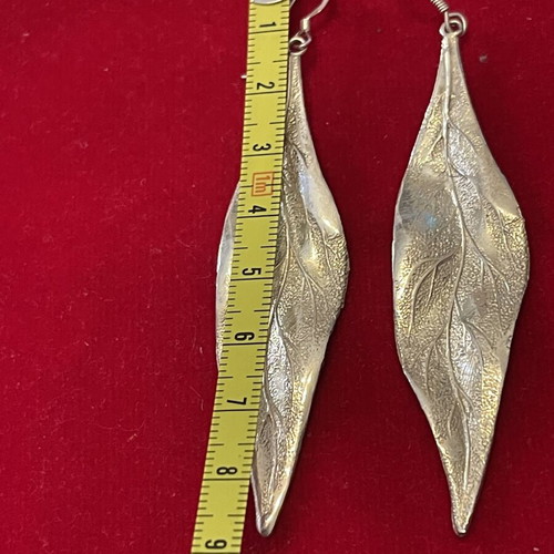 Silver 925 leaf earrings used