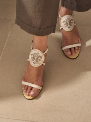 Diesel white handmade women's leather sandals with embroidered details like new