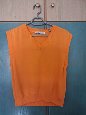Zara blouse orange medium like new