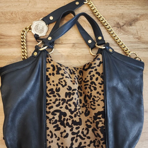 Vince Camuto shoulder bag like new, black leather and leopard print