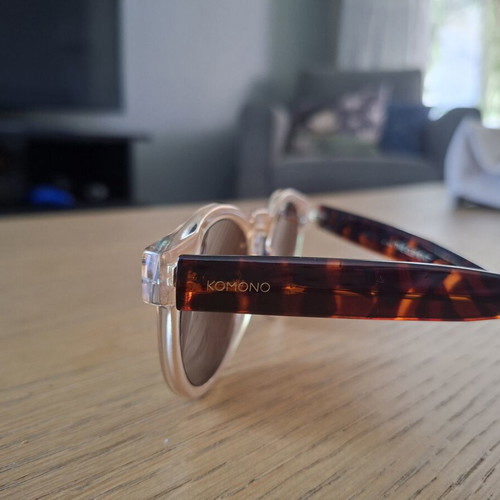 Komono sunglasses like new with mirrored green-gold lenses