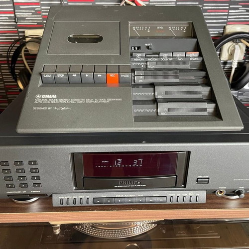 Philips CD 930 like new with remote control