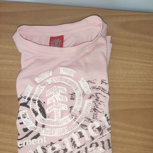 Skateboards Big Logo Vintage Style T-Shirt pink, like new, sizes L and M