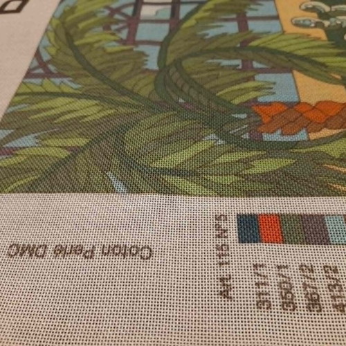 DMC Actuelle stamped canvas for embroidery La Serre, new