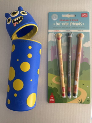 Legami pen set with case like new, 3 pens