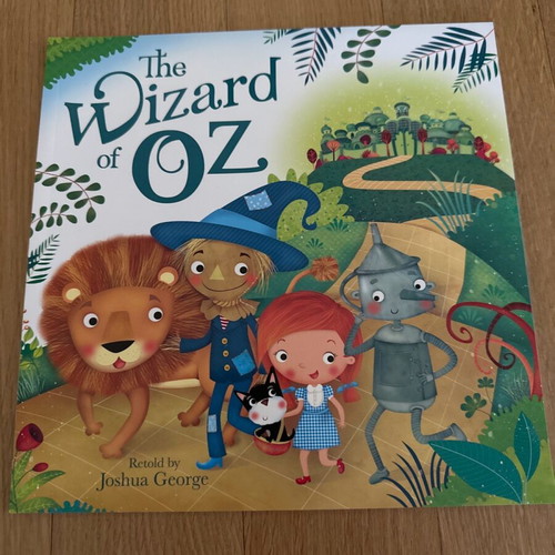 The Wizard of Oz children's book new in English