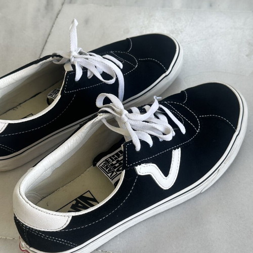 Vans Sport Low sneakers size 42.5, like new, black and white