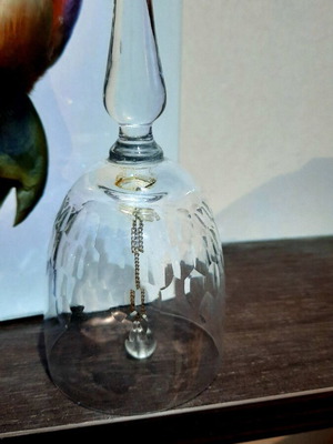 Crystal decorative bell like new, cut crystal
