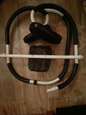 Abdominal Exercise Device with Headrest used