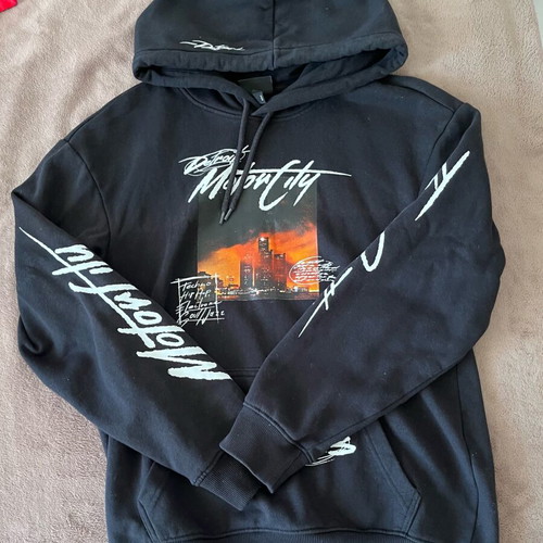 H&M Graphic Hoodie like new, black, size XS