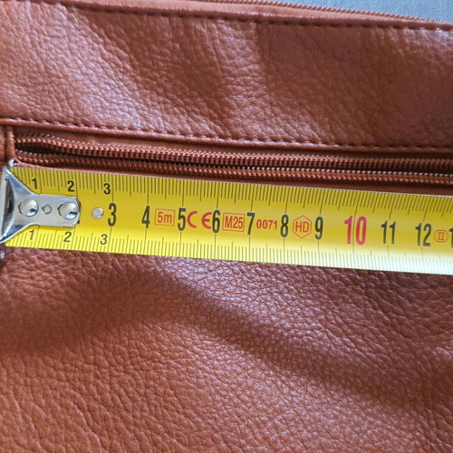 Avon brown shoulder bag like new
