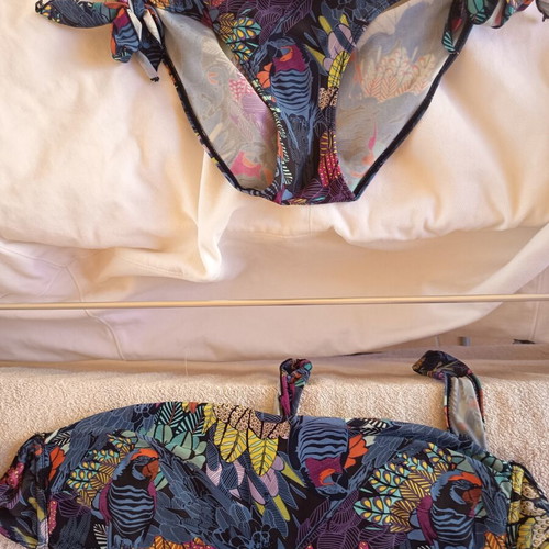 Strapless swimsuit like new, multicolor, sizes S/M