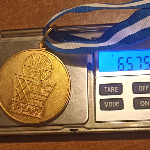 EOK 1970 collectible medal like new, historic basketball memorabilia