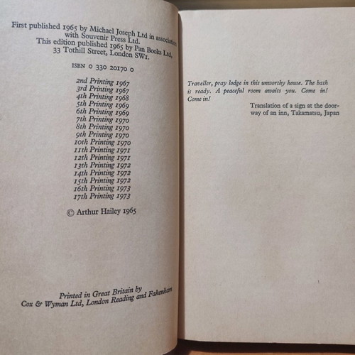 Hotel by Arthur Hailey used, English book