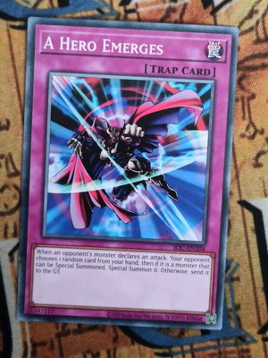 A Hero Emerges μεταχειρισμένη κάρτα Yu-Gi-Oh! Trap