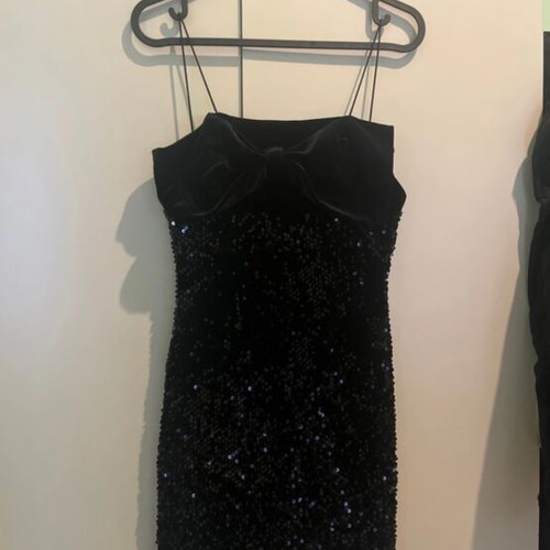 Bershka black dress with bow and sequins -  12,00 - Vendora.cy