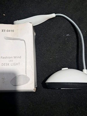 Mini battery desk lamp new