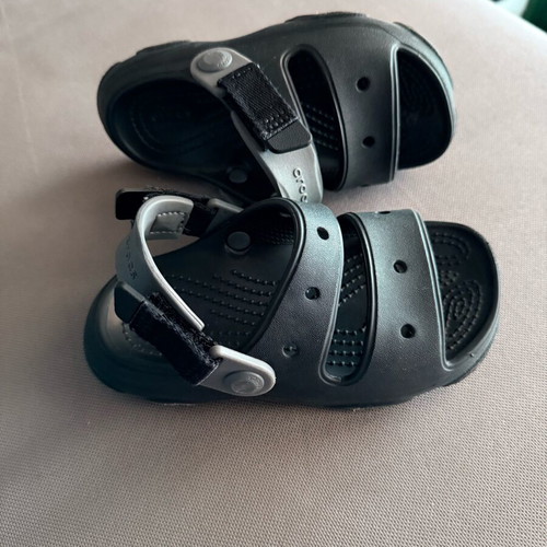 Crocs C11 like new condition