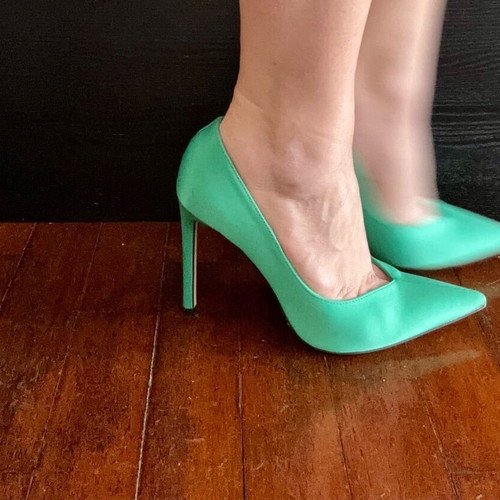 Zara satin green pumps like new, size 36