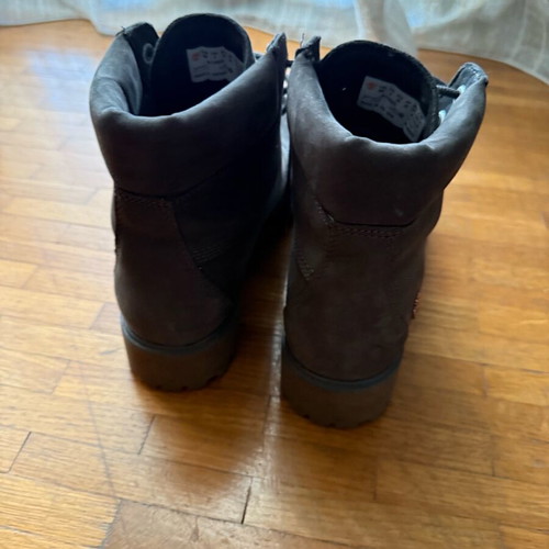 Timberland women's boots size 39 like new grey with rose gold details