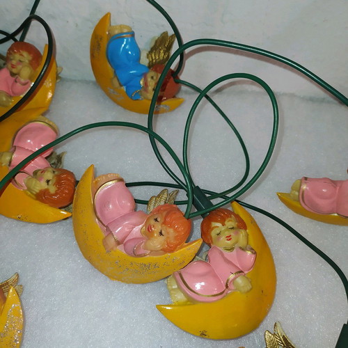 Old lights used, functional, blinking