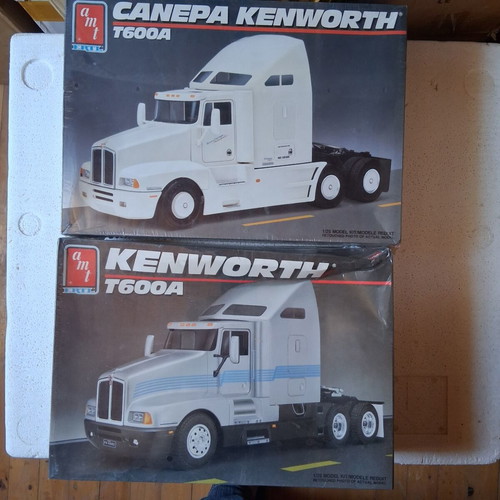 Amt Kenworth T600A model kits unused, set of 2