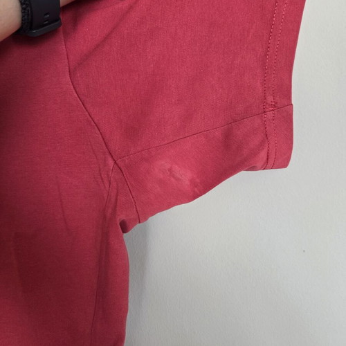 Nike T-shirt XL like new, red
