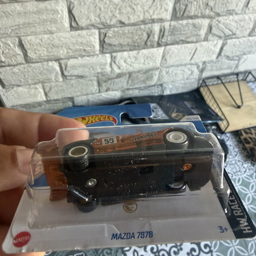 Hot Wheels Mazda 787B like new