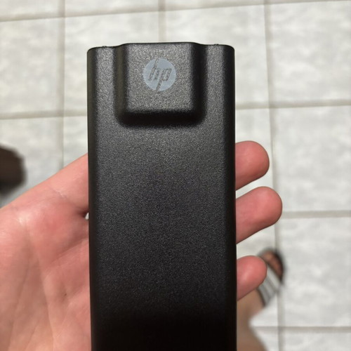 Trevel adapter like new