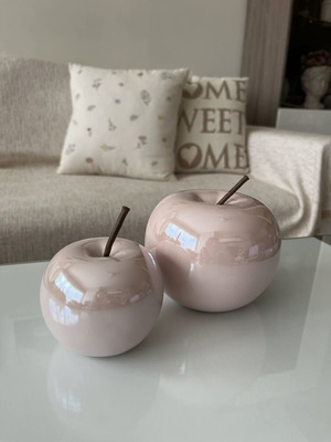 Decorative iridescent pink apple set new
