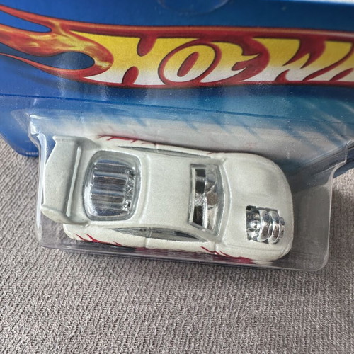 Hot Wheels Mitsubishi Eclipse Tooned 2005 model new