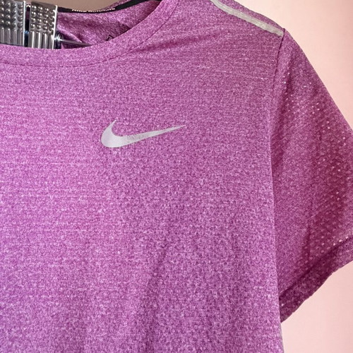 Nike Dri-FIT Running T-shirt Purple size S like new with reflective details
