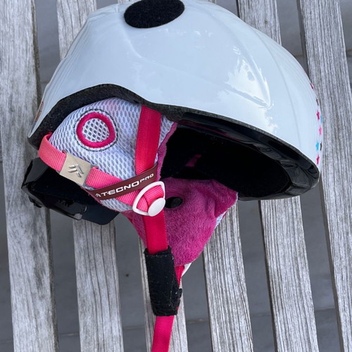 Techno Pro ski & snowboard helmet for girls white like new