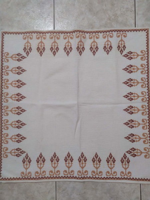 Set of 2 handmade vintage table linens